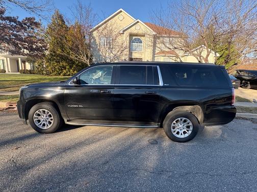 2018 GMC Yukon XL SLT