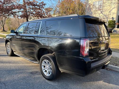 2018 GMC Yukon XL SLT