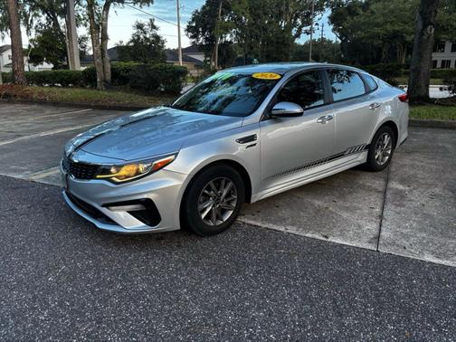 2020 Kia Optima LX