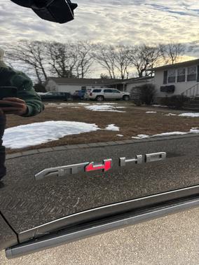 2025 GMC Sierra 2500 AT4