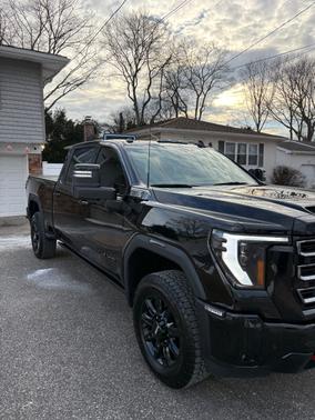 2025 GMC Sierra 2500 AT4