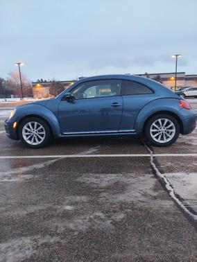 2018 Volkswagen Beetle 2.0T S