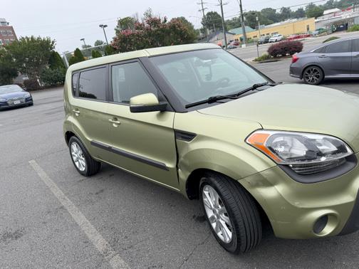2012 Kia Soul +