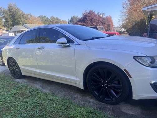 2017 Lincoln MKZ Reserve