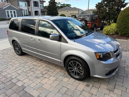 2016 Dodge Grand Caravan R/T