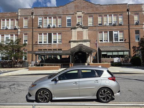 2018 Toyota Corolla iM Base