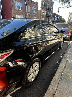 2014 Hyundai SONATA Hybrid Base