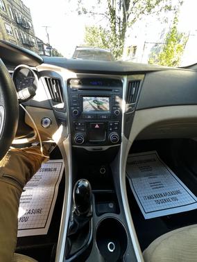2014 Hyundai SONATA Hybrid Base
