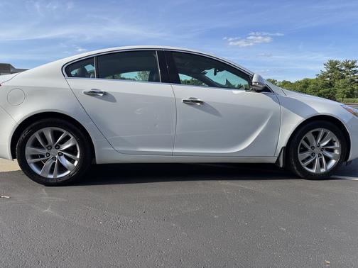 2014 Buick Regal Turbo/e-Assist Premium I