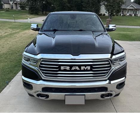 Black 2019 RAM 1500 Longhorn