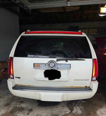 Beige 2009 Cadillac Escalade Base
