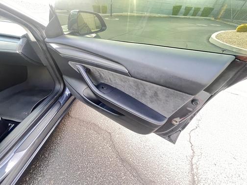 Gray 2022 Tesla Model 3 Performance