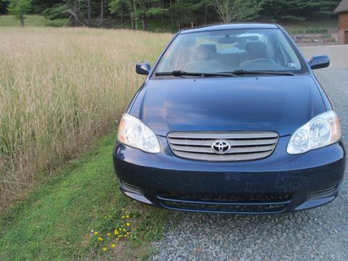 2004 Toyota Corolla LE
