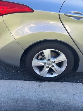 Gray 2013 Hyundai ELANTRA GLS