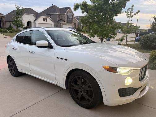 2019 Maserati Levante S