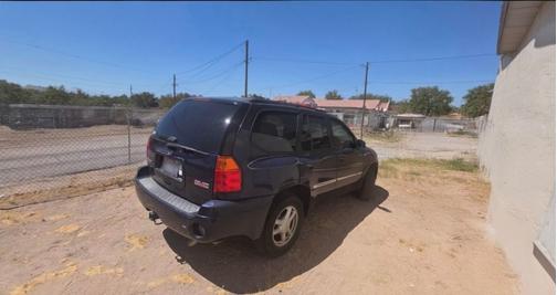 Blue 2008 GMC Envoy SLE