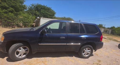 Blue 2008 GMC Envoy SLE