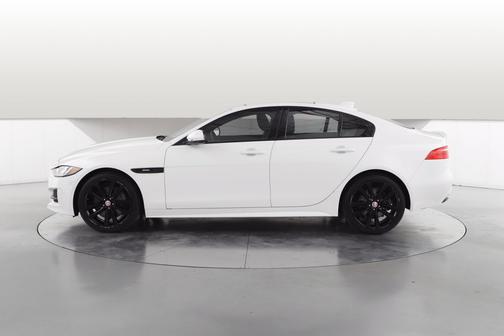 2019 Jaguar XE 30t R-Sport