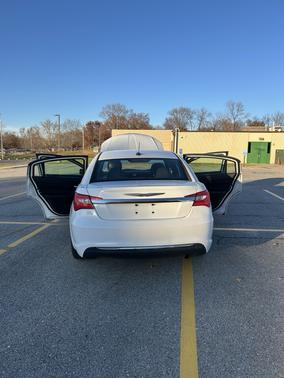 2014 Chrysler 200 LX