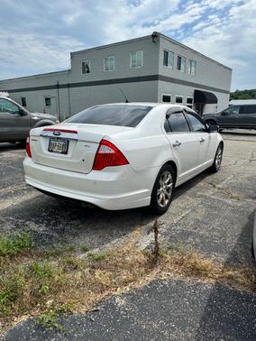 White 2012 Ford Fusion SEL