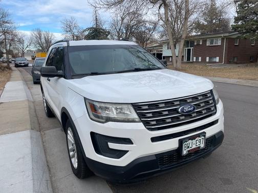 2016 Ford Explorer Base
