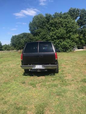 Black 1996 Chevrolet Tahoe Base