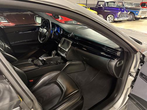 Silver 2016 Maserati Quattroporte S Q4