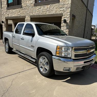 Gray 2013 Chevrolet Silverado 1500 LT