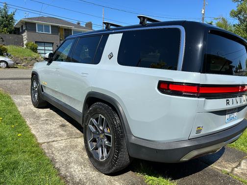 Gray 2023 Rivian R1S Adventure Quad-Motor Large Package