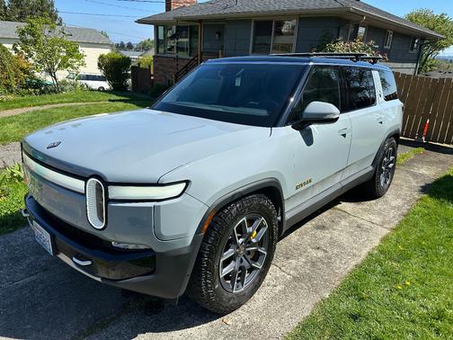 Gray 2023 Rivian R1S Adventure Quad-Motor Large Package