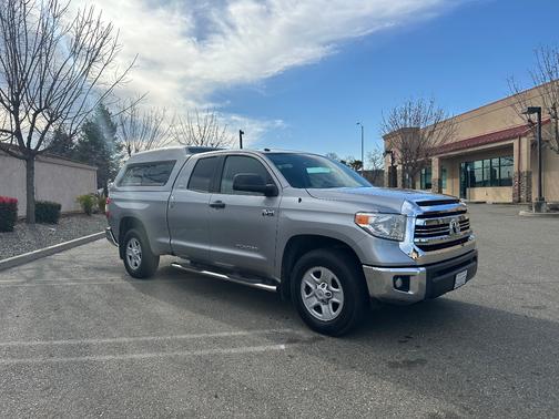 2016 Toyota Tundra SR5