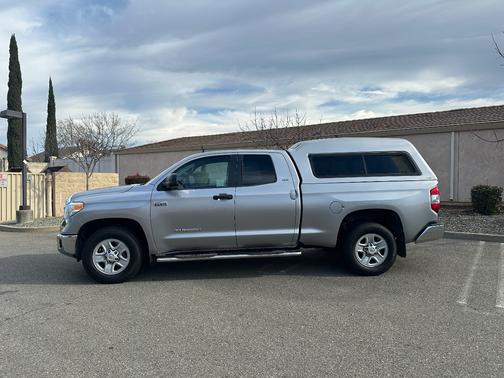 2016 Toyota Tundra SR5