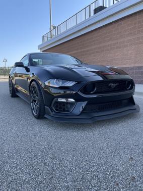 2022 Ford Mustang Mach 1
