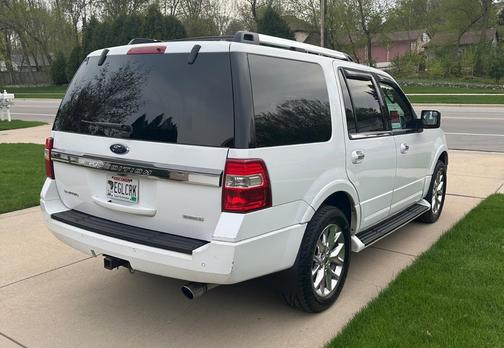 White 2017 Ford Expedition Limited