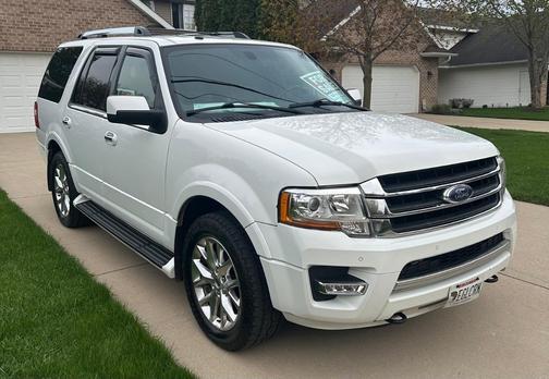 White 2017 Ford Expedition Limited