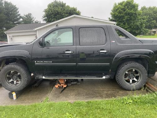 Black 2008 Chevrolet Avalanche 1500 LT