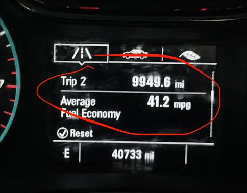 Silver 2018 Chevrolet Cruze LS