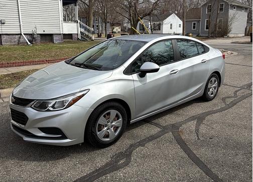 2018 Chevrolet Cruze LS