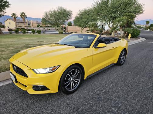2017 Ford Mustang EcoBoost Premium