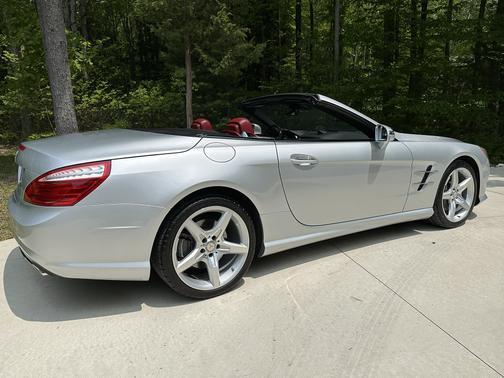 2016 Mercedes-Benz SL 550 Base