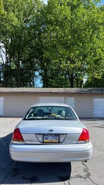Silver 2003 Ford Crown Victoria LX