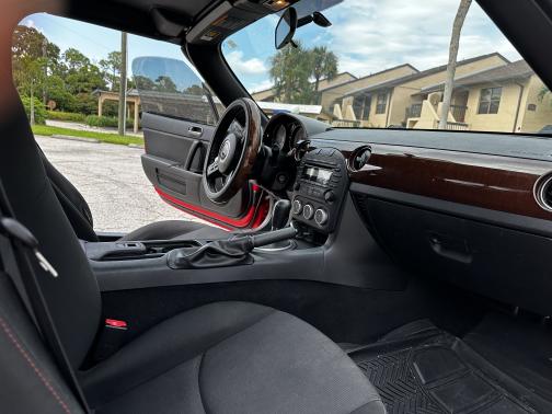 2013 Mazda MX-5 Miata Club