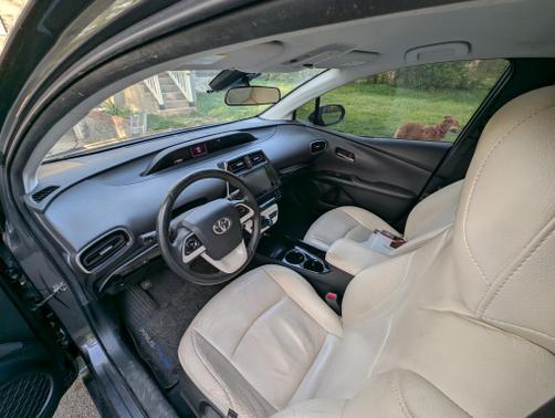 2017 Toyota Prius Prime Advanced