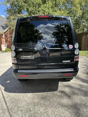 2015 Land Rover LR4 Lux