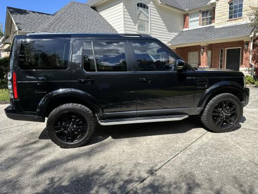 2015 Land Rover LR4 Lux