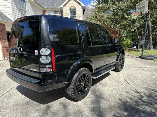 2015 Land Rover LR4 Lux