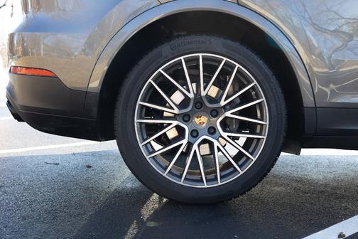 2020 Porsche Cayenne Cayenne