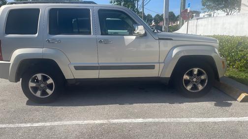 2008 Jeep Liberty Sport