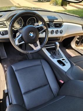 Black 2009 BMW Z4 sDrive30i