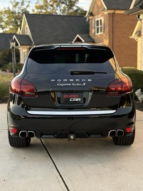 2014 Porsche Cayenne Cayenne Turbo S